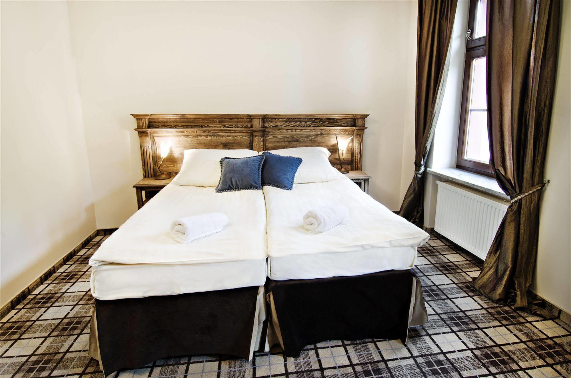 Aparthotel Five Stars 2*